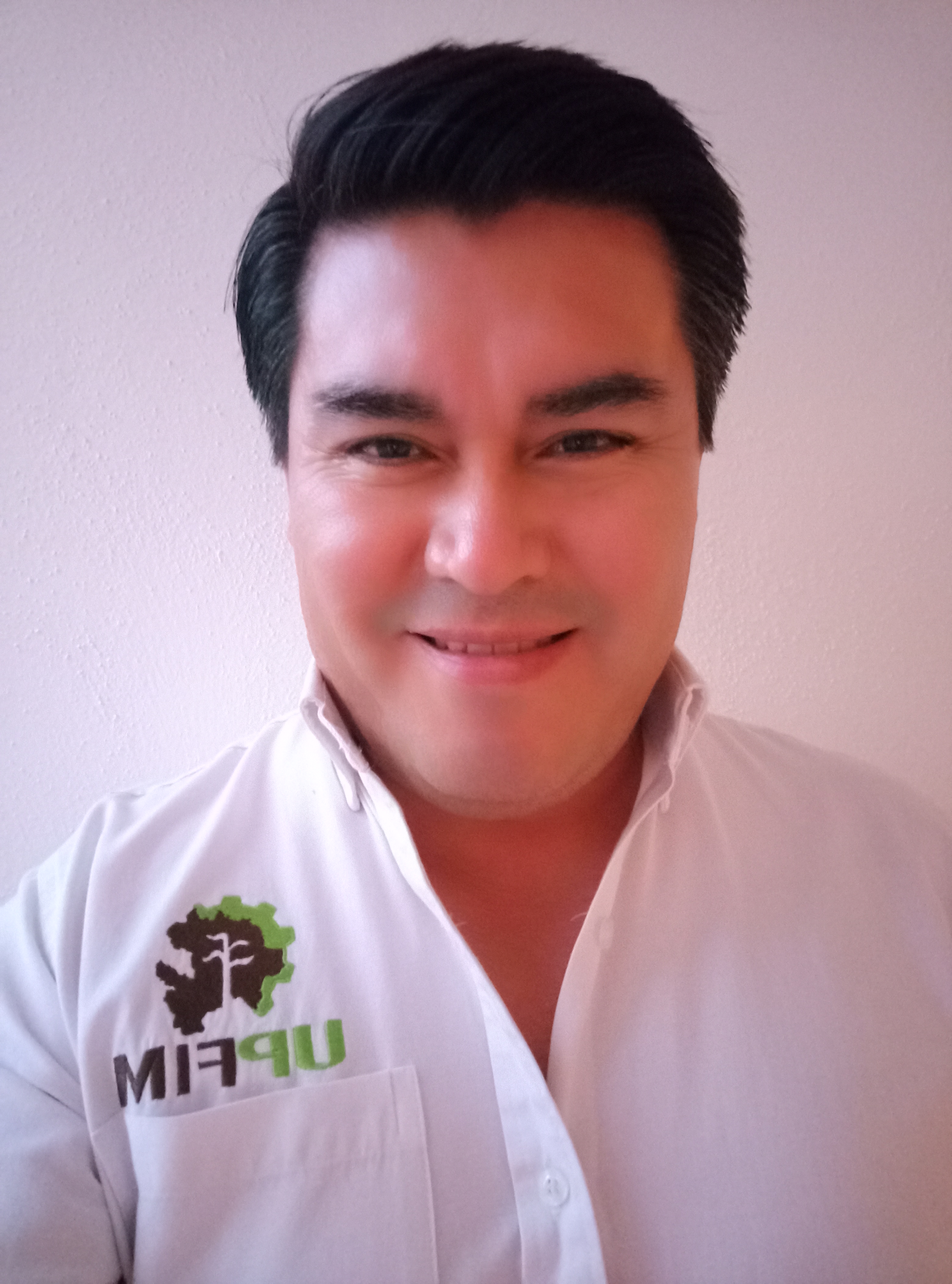 Dr. Eduardo Cruz Sánchez